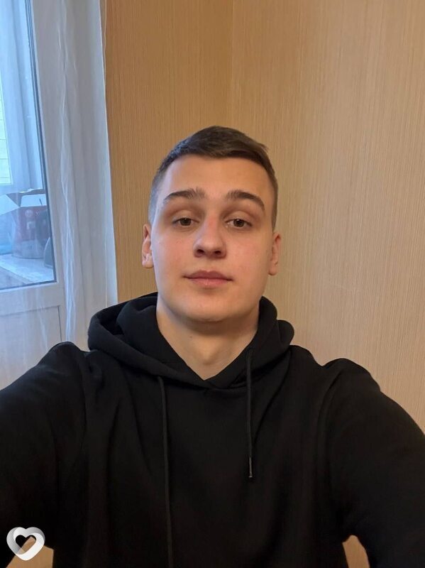 Лёшка, 22, Санкт-Петербурге — анкета №3378983