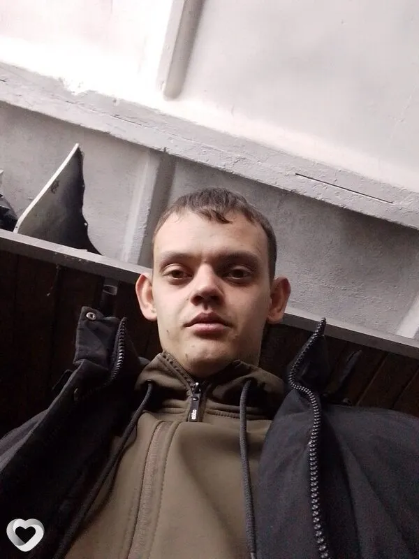 Владимир, 26, Барнауле — анкета №3379377