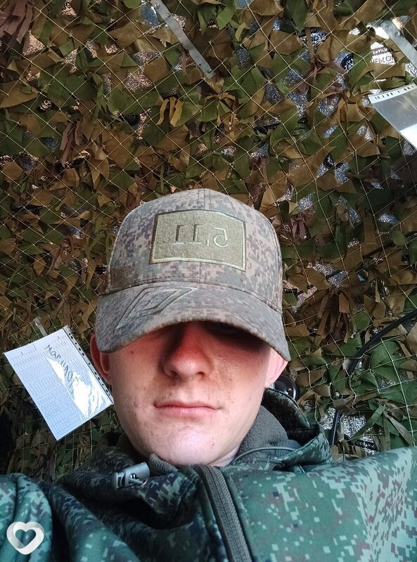 Виталик, 24, Луганске — анкета №3379234