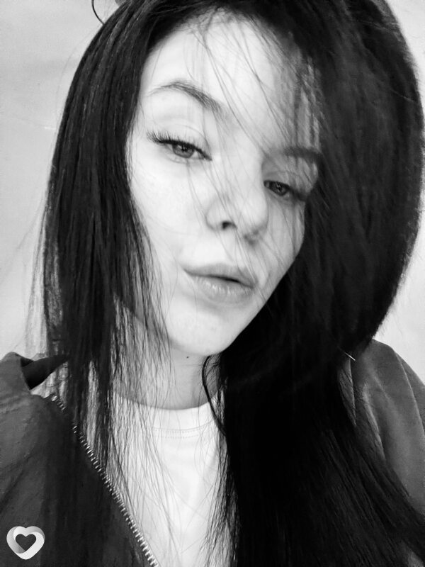 Юлия, 20, Омске — анкета №3380332