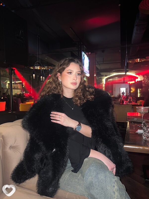 Дина, 19, Ялте — анкета №3380336