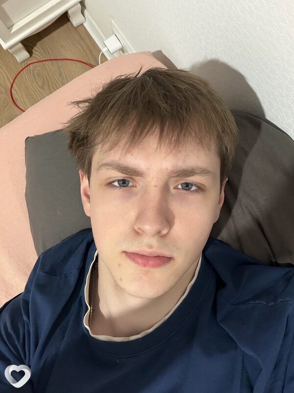 Глеб, 20, Москве — анкета №3380697