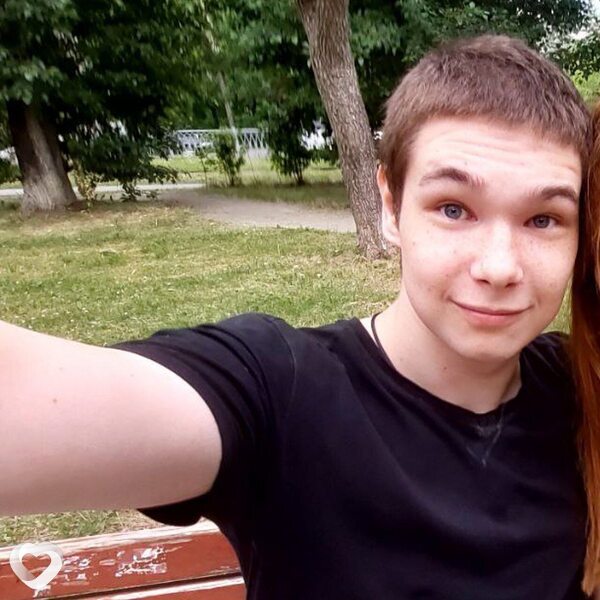 Илюшка, 19, Екатеринбурге — анкета №3380838