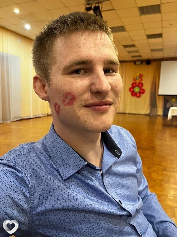Алексей, 27, Торезе — анкета №3381499