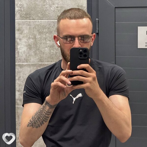 Евгений, 30, Артеме — анкета №3381834