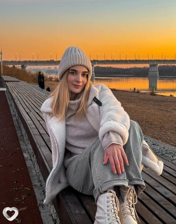 Вика, 25, Москве — анкета №3383022