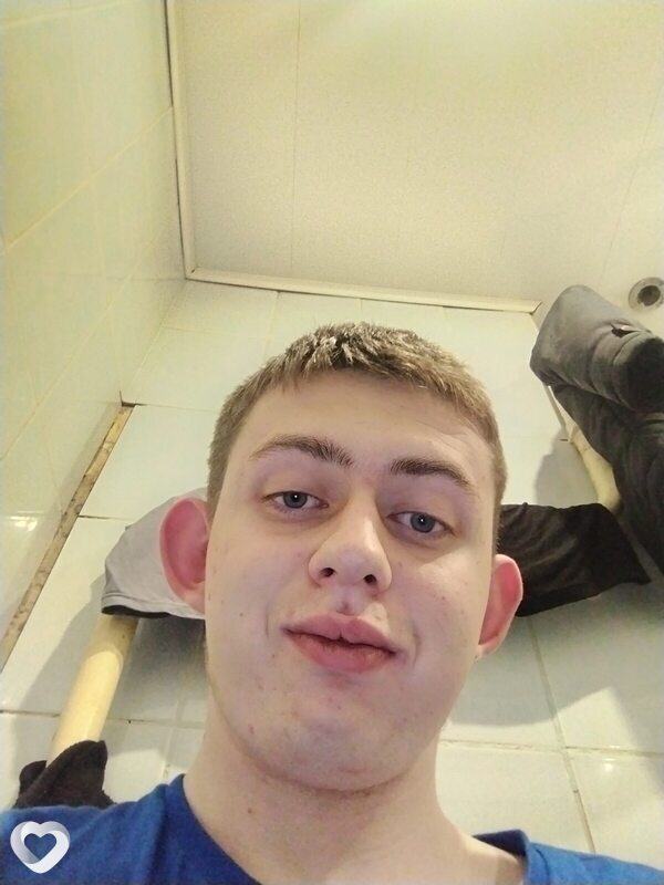 Кирилл, 20, Орше — анкета №3382927