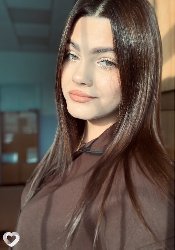 Диана, 18, Красноярске — анкета №3384128