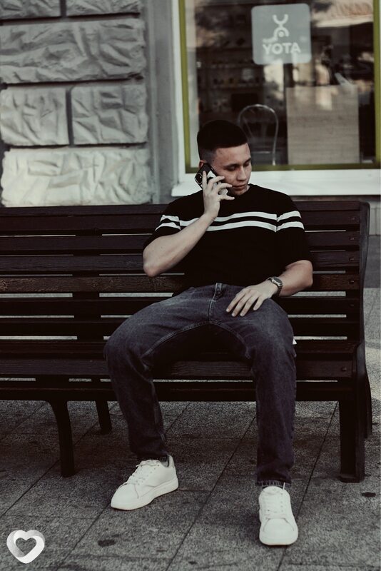Илья, 20, Саратове — анкета №3384794