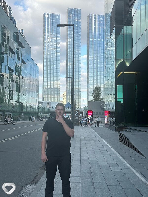 Женя, 21, Москве — анкета №3385754