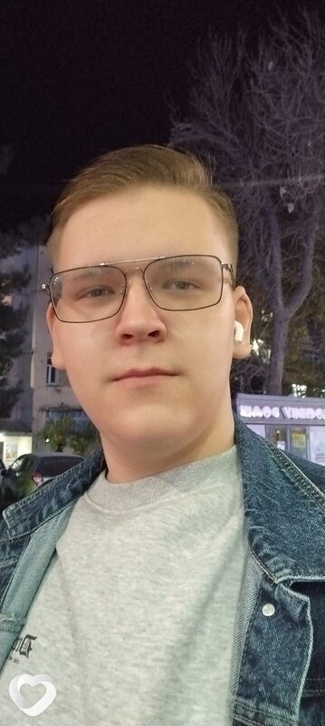 Юрий, 18, Ташкент — анкета №3386572