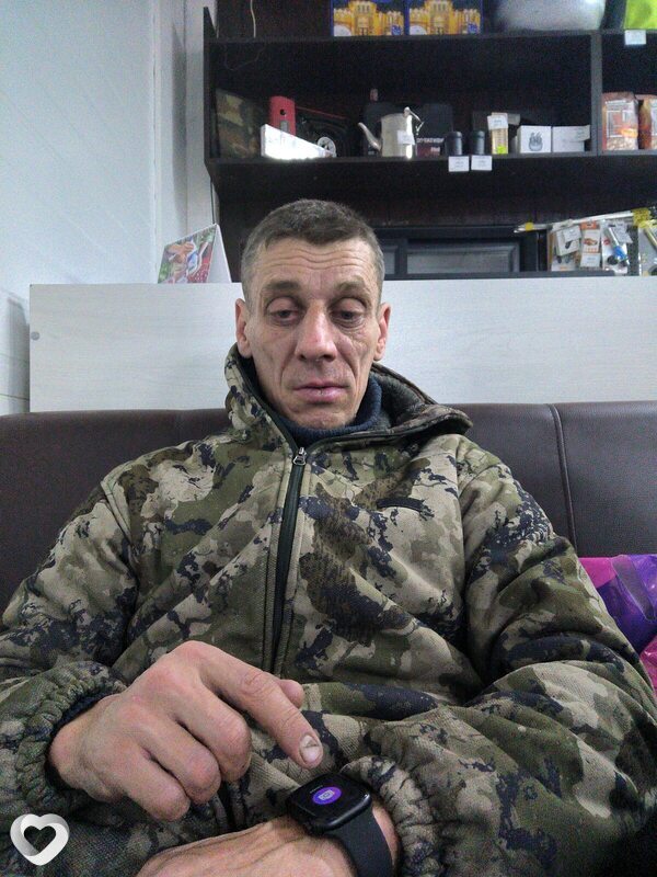 Максим, Хабары