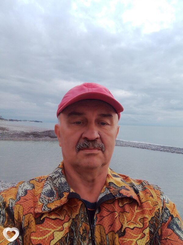 Олег, 63, Луганске — анкета №3387579