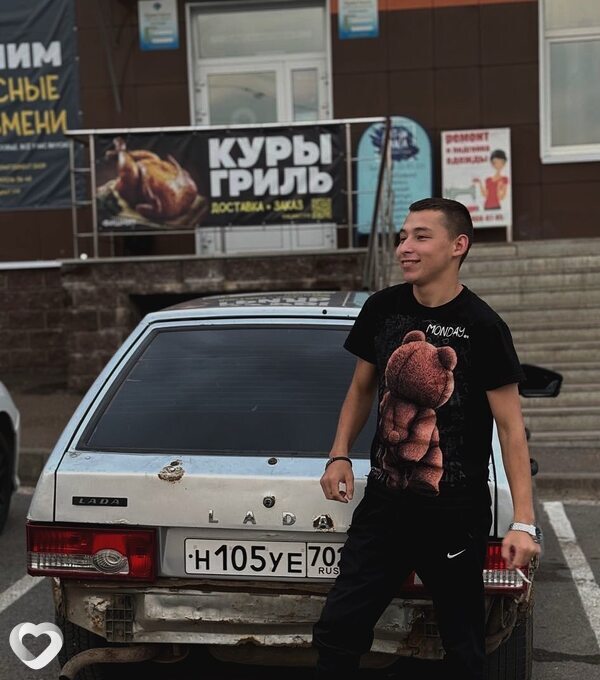 Олег, 21, Уфе — анкета №3388043