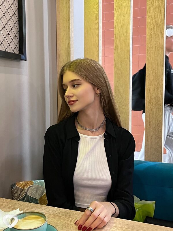 Елизавета, 21, Саратове — анкета №3387826