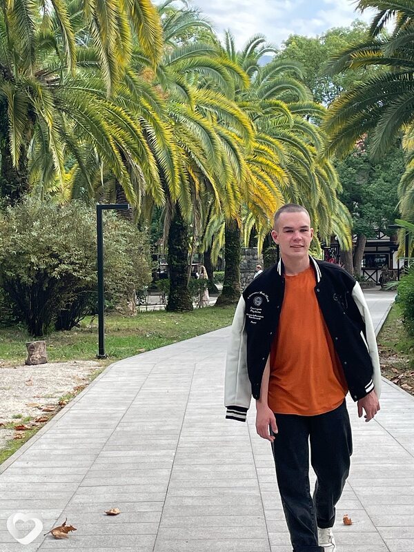 Глеб, 19, Воронеже — анкета №3388556