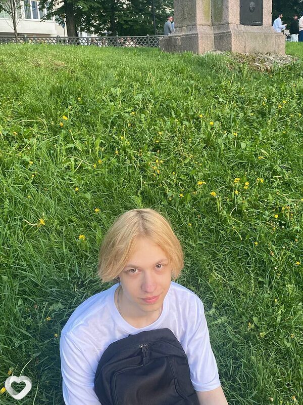 Саша, 18, Москве — анкета №3389272