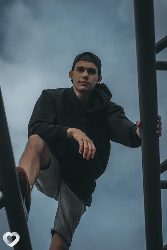 Макс, 21, Красноярске — анкета №3389500