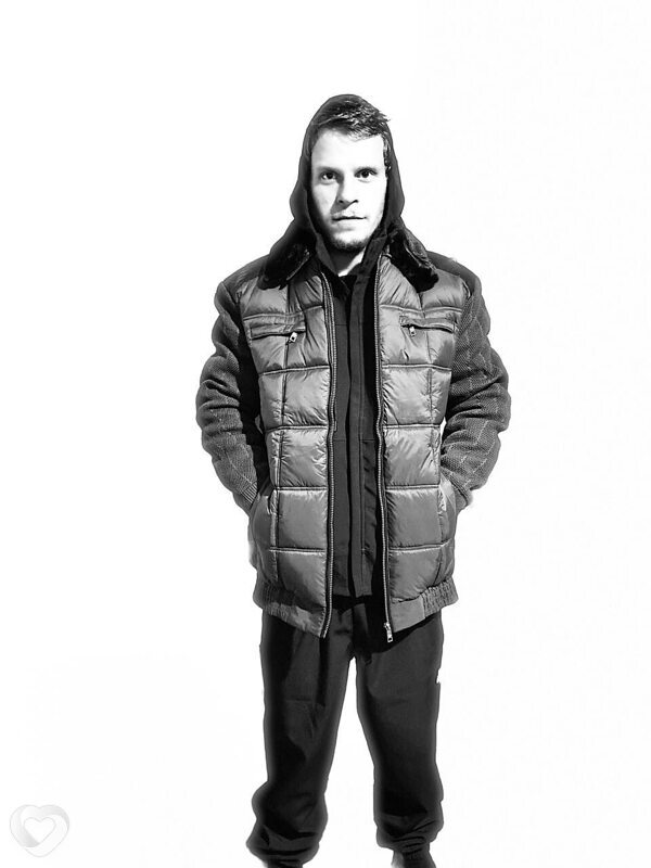 Валера, 24, Жлобине — анкета №3389675