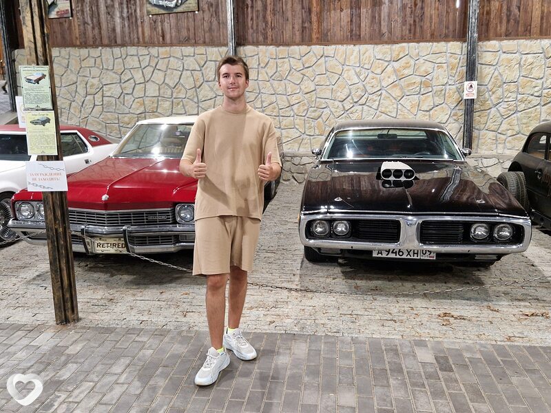 Максим, 21, Донецке — анкета №3390425