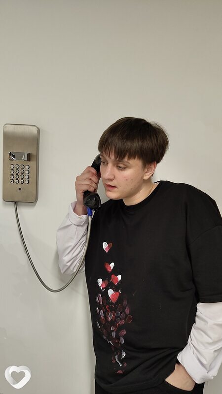 Дима, 20, Луганске — анкета №3390434