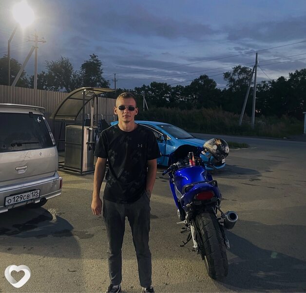 Влад, 21, Абакане — анкета №3391496