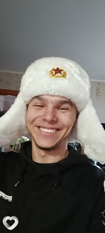 Андрей, 21, Магнитогорске — анкета №3392851