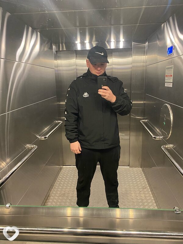 Максим, 24, Саратове — анкета №3393493