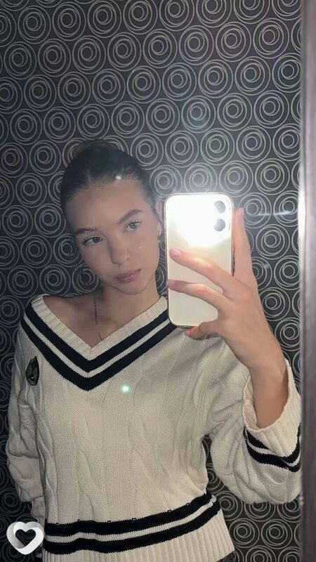 Арина, 19, Омске — анкета №3393958