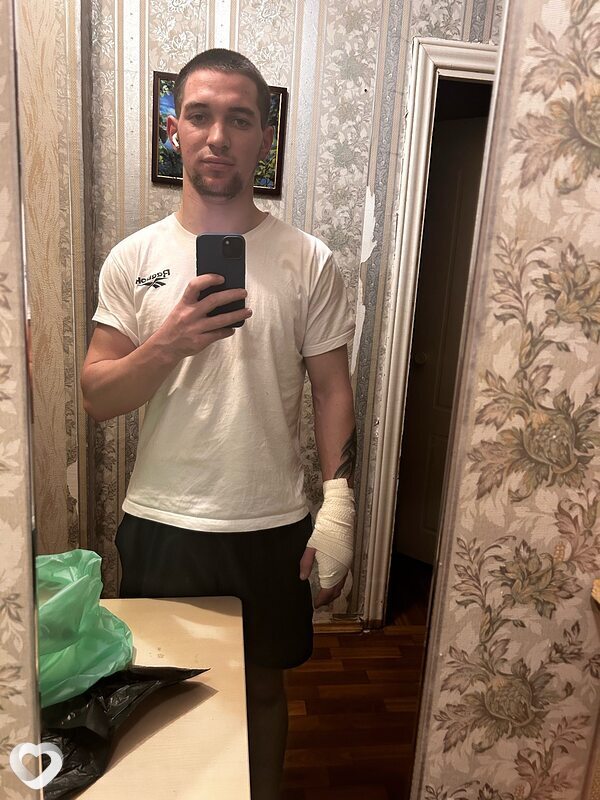 Эдик, 21, Бийске — анкета №3395003