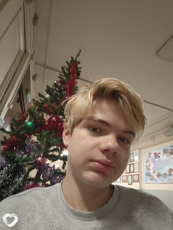 Gleb, 18, Санкт-Петербурге — анкета №3396161