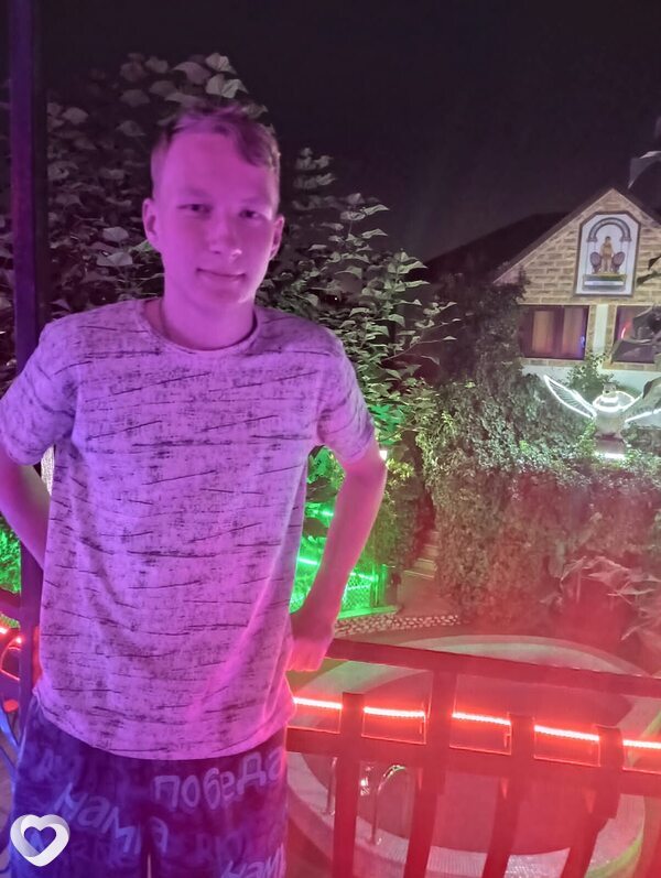 Евгений, 18, Кирове — анкета №3396852