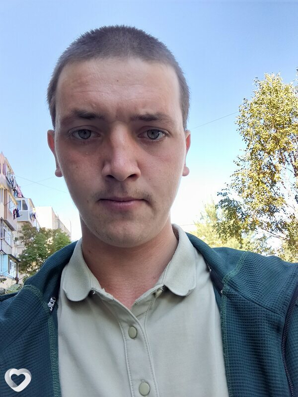 Никита, 23, Артеме — анкета №3396919