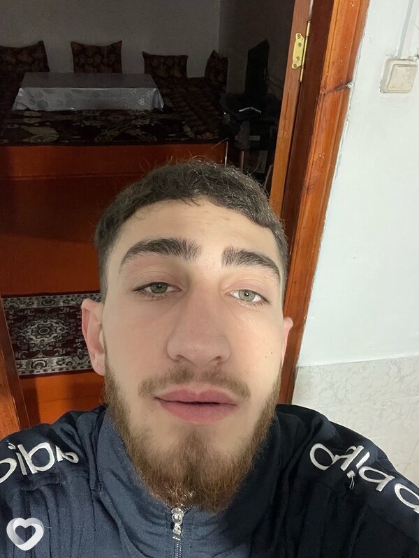 Аслан, 21, Бишкек — анкета №3397492