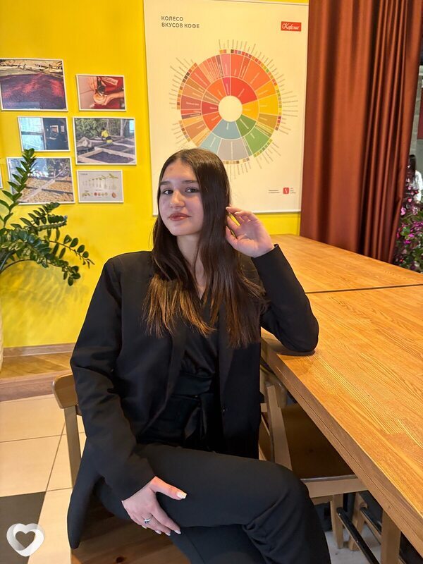 Arina, 18, Хабаровске — анкета №3397646