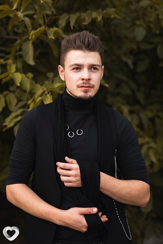 Илья, 26, Саратове — анкета №3399355