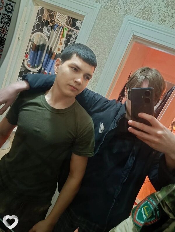 Илья, 19, Калуге — анкета №3400356