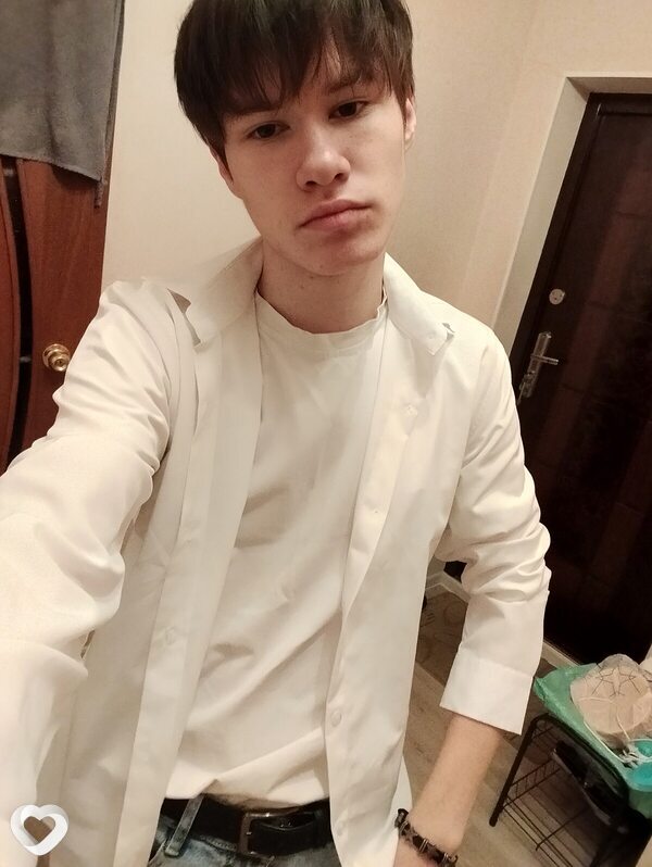 Максим, 18, Благовещенске — анкета №3399470