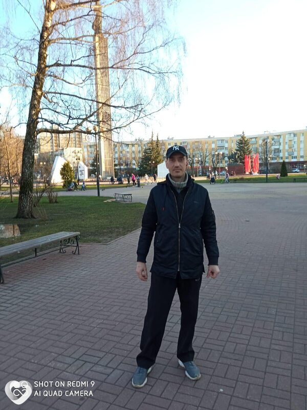 Иван, 35, Жлобине — анкета №3399751