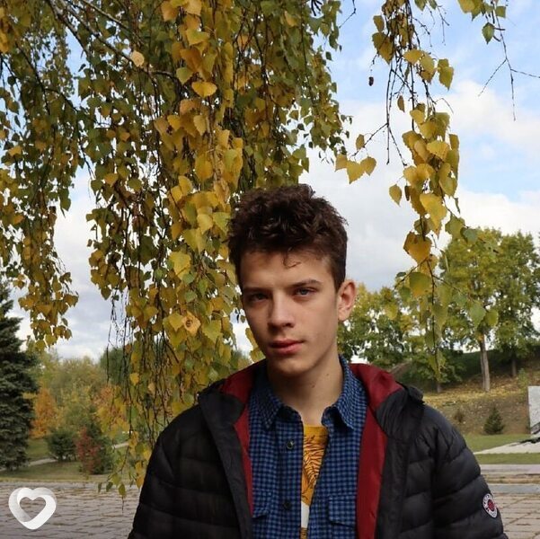 Виктор, 21, Омске — анкета №3400296