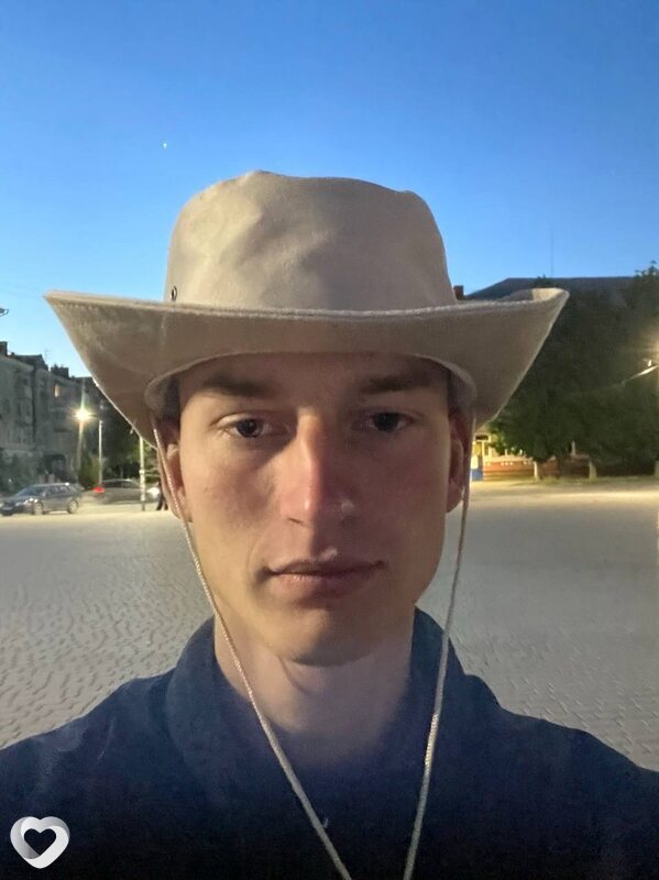 Ivan, 23, Днепр — анкета №3400587