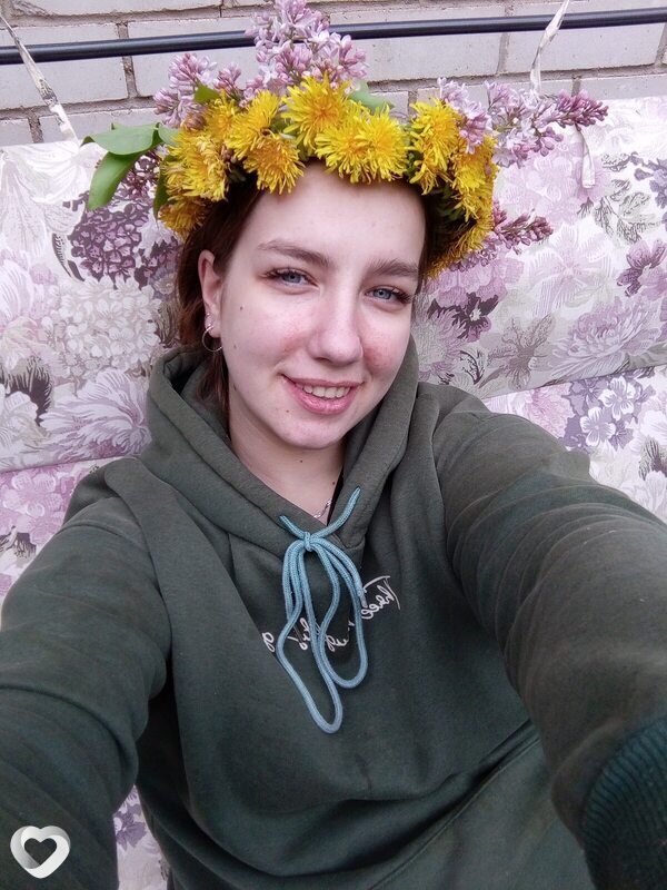 Оля, 22, Бобруйске — анкета №3400434