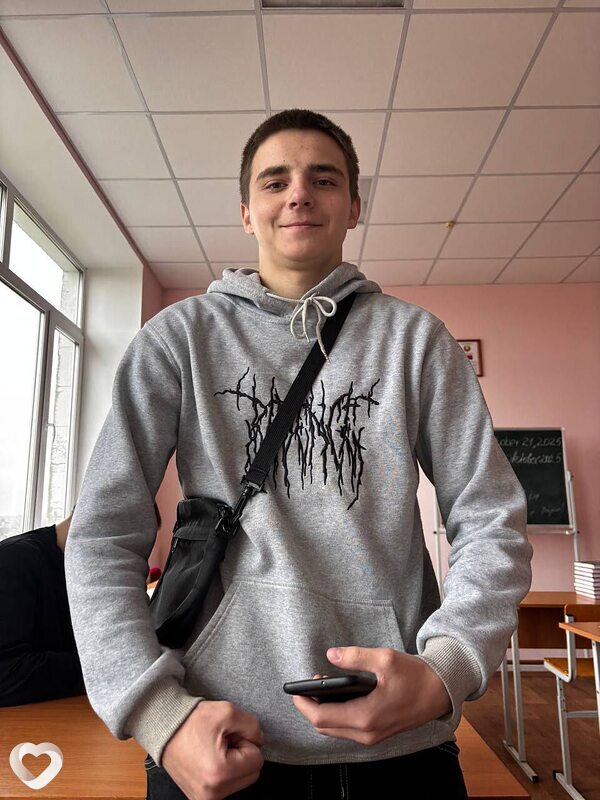 Денис, 20, Сморгони — анкета №3400527