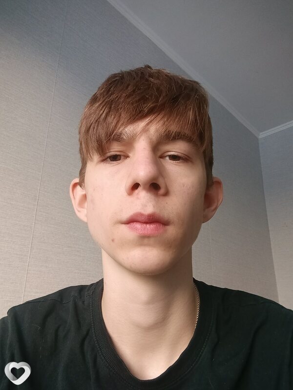 Артём, 18, Тюмени — анкета №3401395