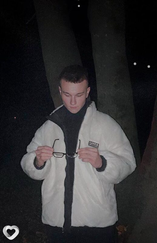Артем, 27, Омске — анкета №3401783
