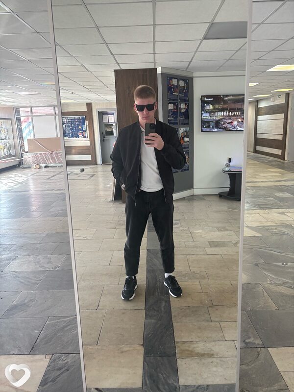 Viktor, 25, Архангельске — анкета №3402216