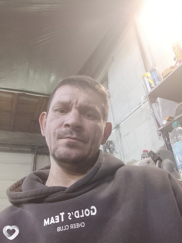 Виталий, 38, Абакане — анкета №3402321