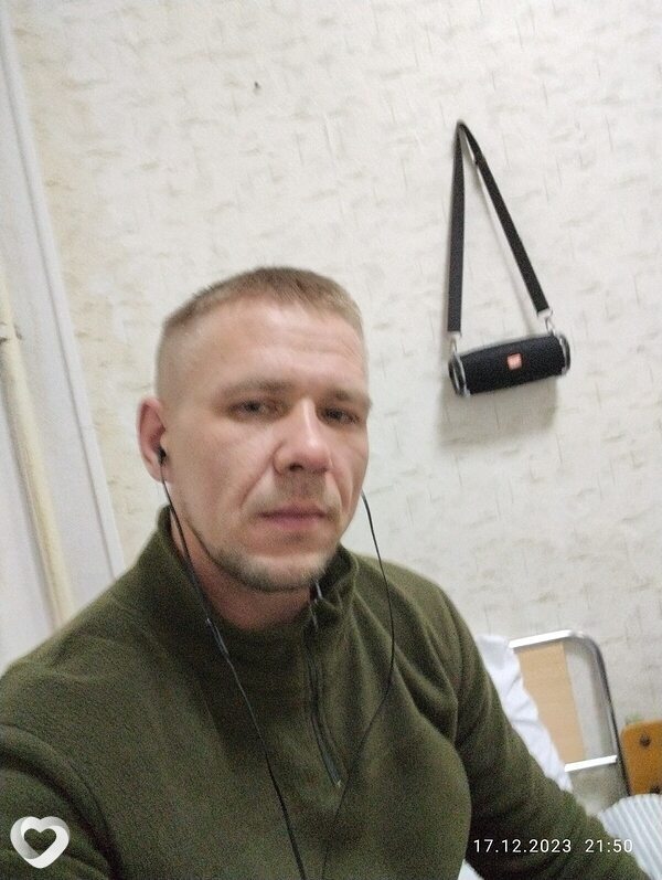Дмитрий, 34, Снежном — анкета №3402259