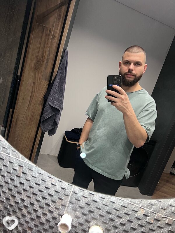Илья, 36, Тюмени — анкета №3402952