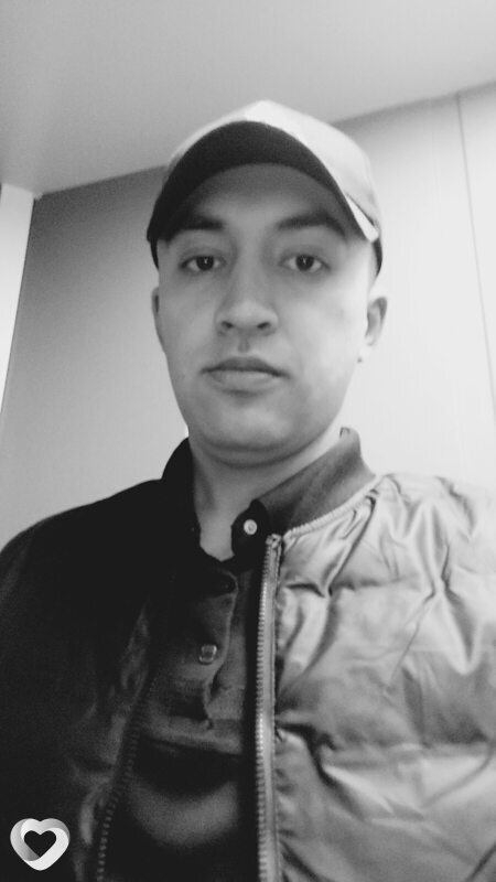 Komil, 26, Ташкент — анкета №3403147